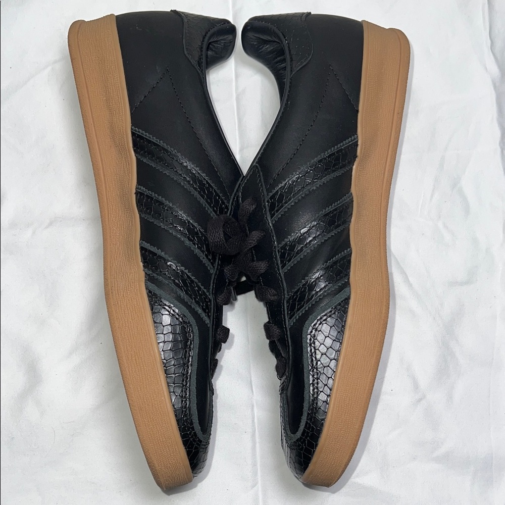 Adidas Black and Gold Men's Sneakers - Picture 7 of 10